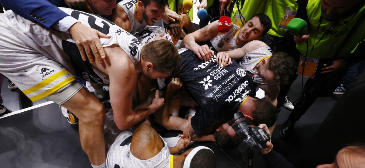 RS490727__EC_2399-lpr